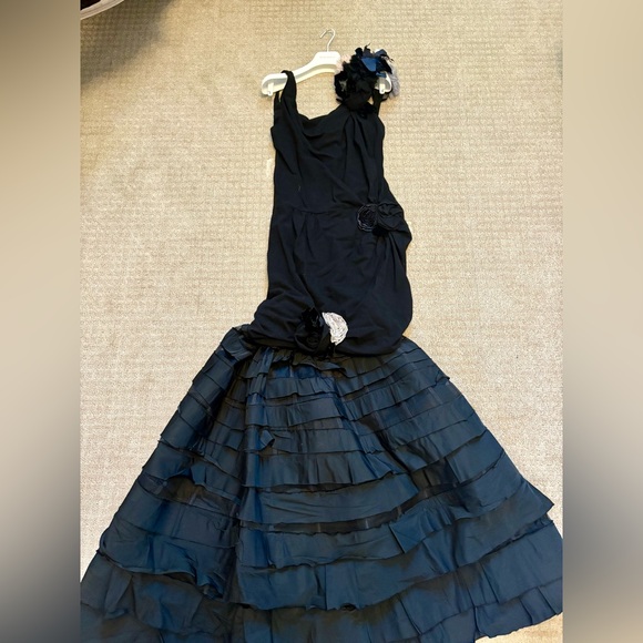 Nina Ricci formal evening gown - Picture 2 of 8